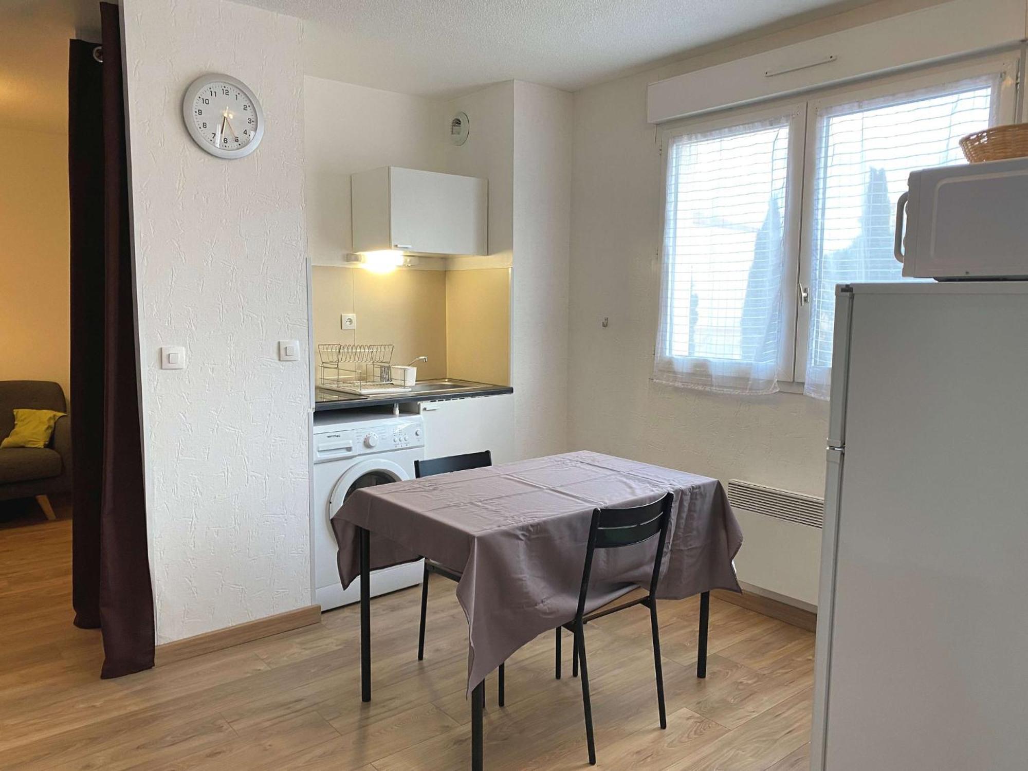 Studio Renove Avec Balcon, Proche Commerces, Wifi Et Cellier Privatif - Balaruc-Les-Bains. - Fr-1-553-13 Buitenkant foto