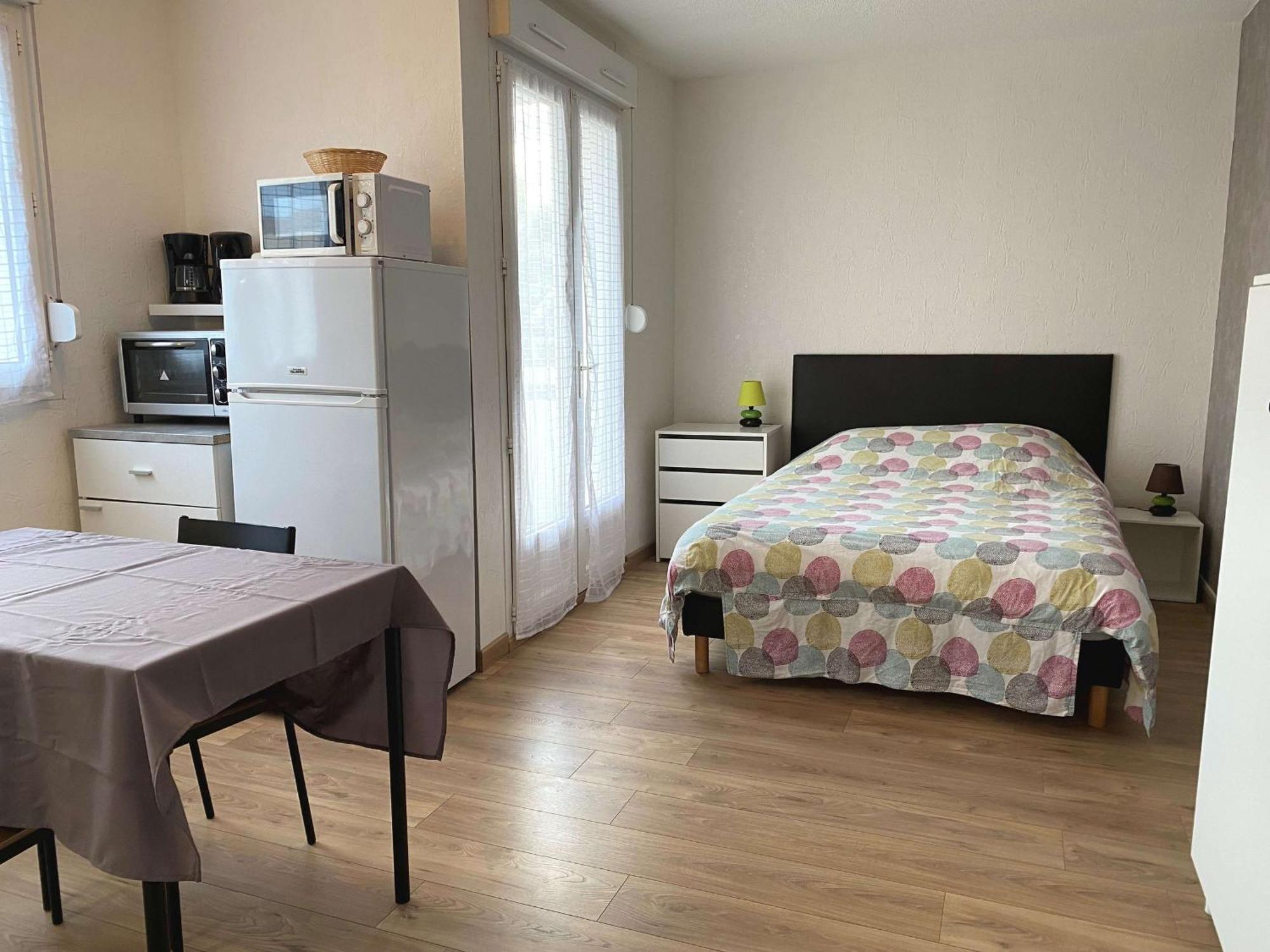 Studio Renove Avec Balcon, Proche Commerces, Wifi Et Cellier Privatif - Balaruc-Les-Bains. - Fr-1-553-13 Buitenkant foto